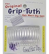 Le texte se lit comme suit : « Le Grip-Tuth original, fabriqué à la main aux États-Unis, les cheveux ne glisseront pas ! , Good Hair Days ». Peigne à cheveux en plastique transparent avec motif à dents adhérentes affiché sur un emballage de marque.