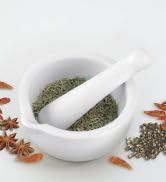 Mortier de cuisine avec pilon en porcelaine