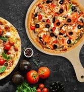 planche à pizza ronde en bois