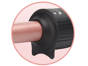 le tube en plastique rose pour le câble électrique