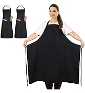 avec sangles de cou et attaches à la taille. Un tablier est présenté à plat, un autre est porté par une personne pour démontrer sa couverture complète et sa coupe ajustable