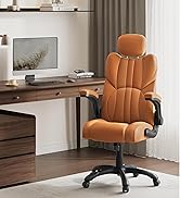 beige avec rembourrage segmenté, appui-tête rembourré, accoudoirs et base roulante, présentée dans un environnement de bureau à domicile