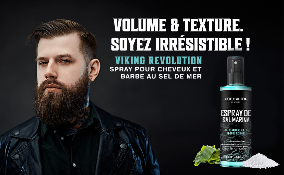 Flacon pulvérisateur noir étiqueté « VIKING REVOLUTION » pour cheveux et barbe. Le texte mentionne « VOLUME ET TEXTURE » et « SPRAY AU SEL DE MER »