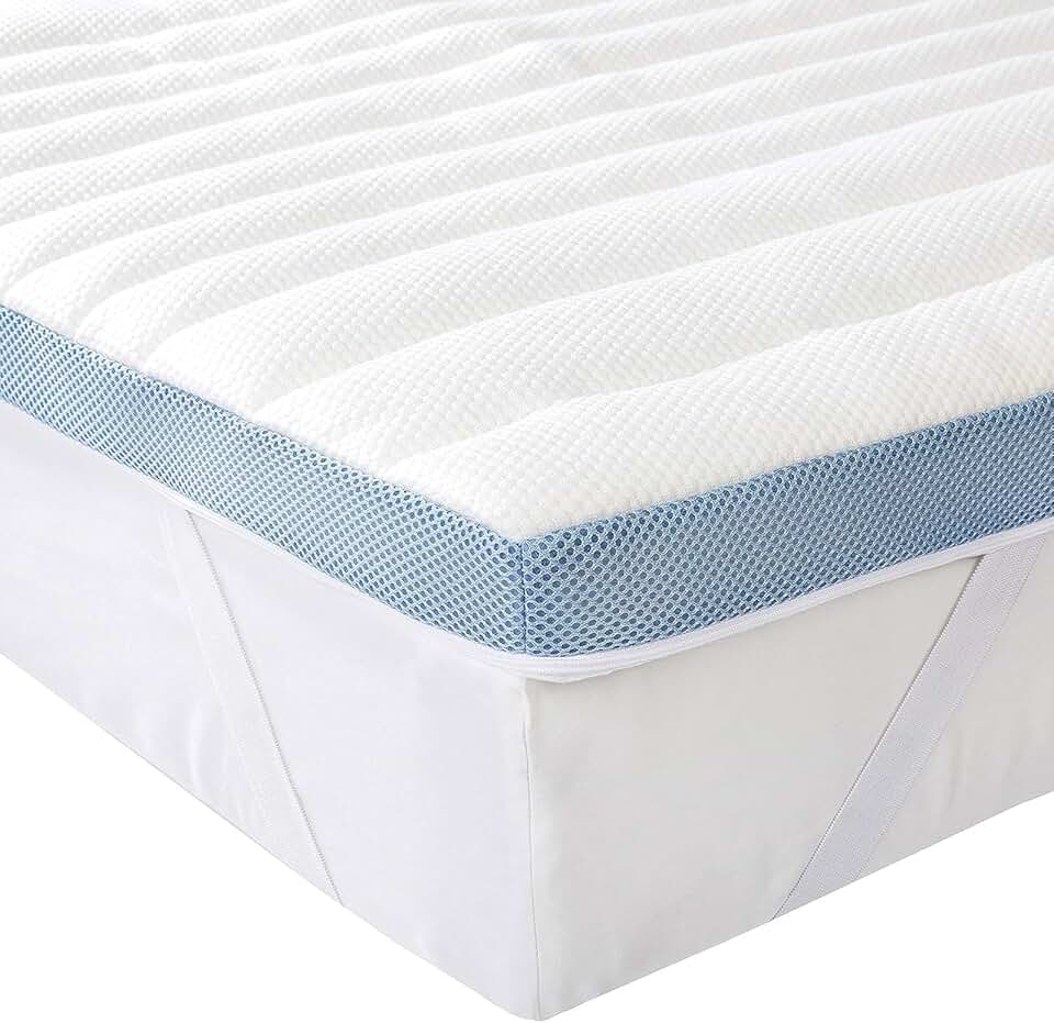m-dealz Basics - Surmatelas mousse mémoire - 140x190x5 cm - sangles robustes