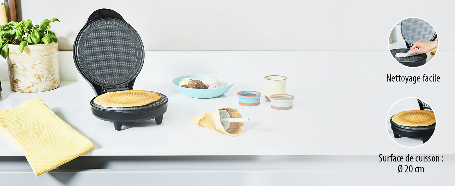 Appareil à cornets de glace Tristar WF-1170 sur une table avec fonctionnalités