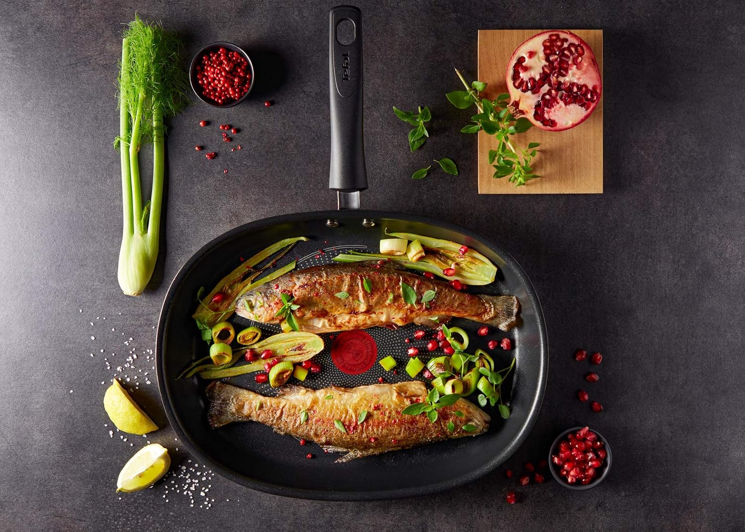 Tefal - Poêle à poisson série classique - 36 cm - Revêtement antiadhésif, noir et argent