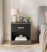 Table de chevet en bois foncé avec tiroir simple et étagère ouverte, décorée dans un décor de chambre à coucher avec lampe, plante et photo encadrée