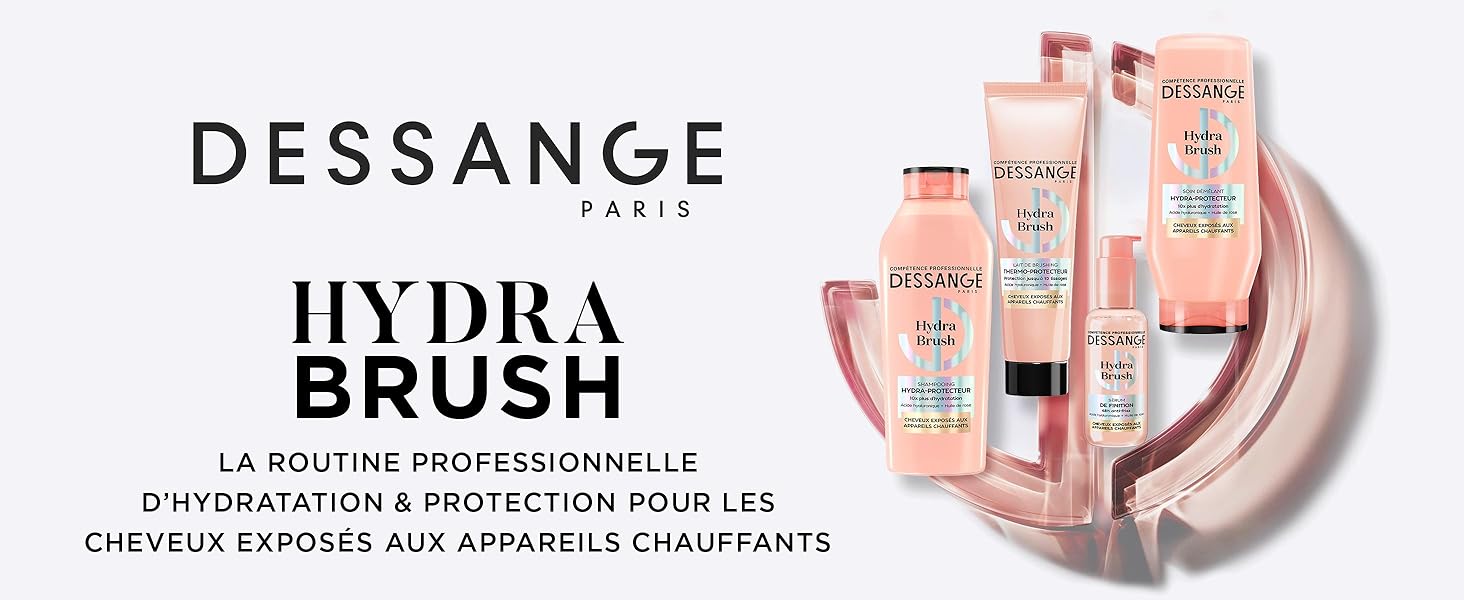 Le texte se lit comme suit : « DESSANGE HYDRA BRUSH » avec « LA ROUTINE PROFESSIONNELLE ». Présentoir de produits sur le thème rose présentant des brosses de soin des cheveux et des outils de coiffage.