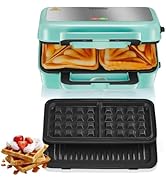 Gaufrier vert menthe montré ouvert et fermé, doté de plaques amovibles antiadhésives avec motif de grille à gaufres. Gaufre fraîche avec baies exposées.