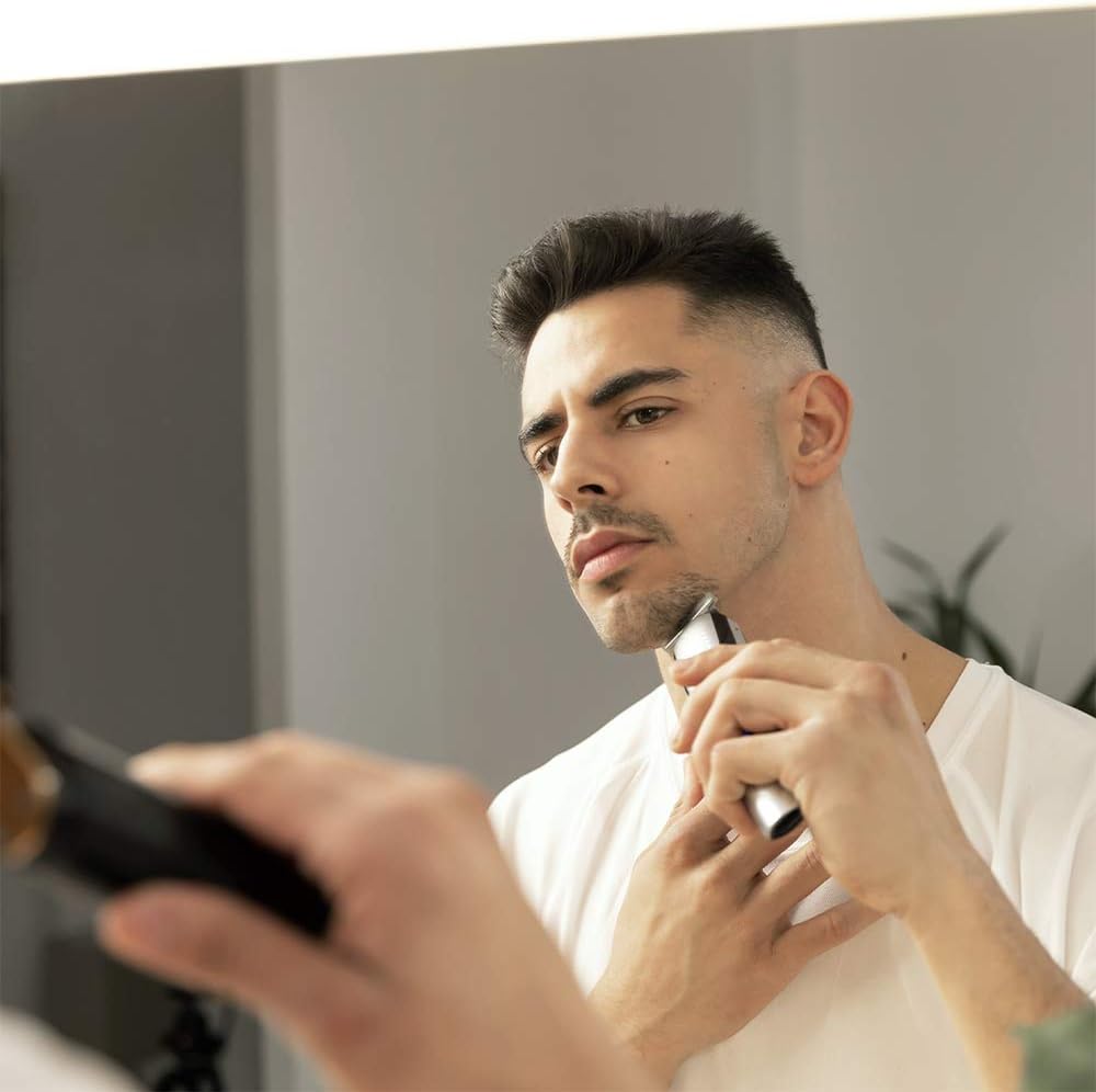 Cecotec - Bamba PrecisionCare Pro - rasoir 5-en-1, 60min, titanium, IPX7