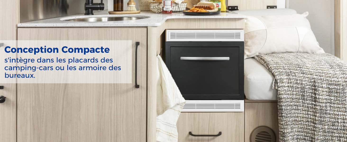 Le texte indique « Conception Compacte », suivi d'un texte en français sur la conception du rangement. Montre un appareil encastré ou un système de tiroirs dans des armoires de cuisine.