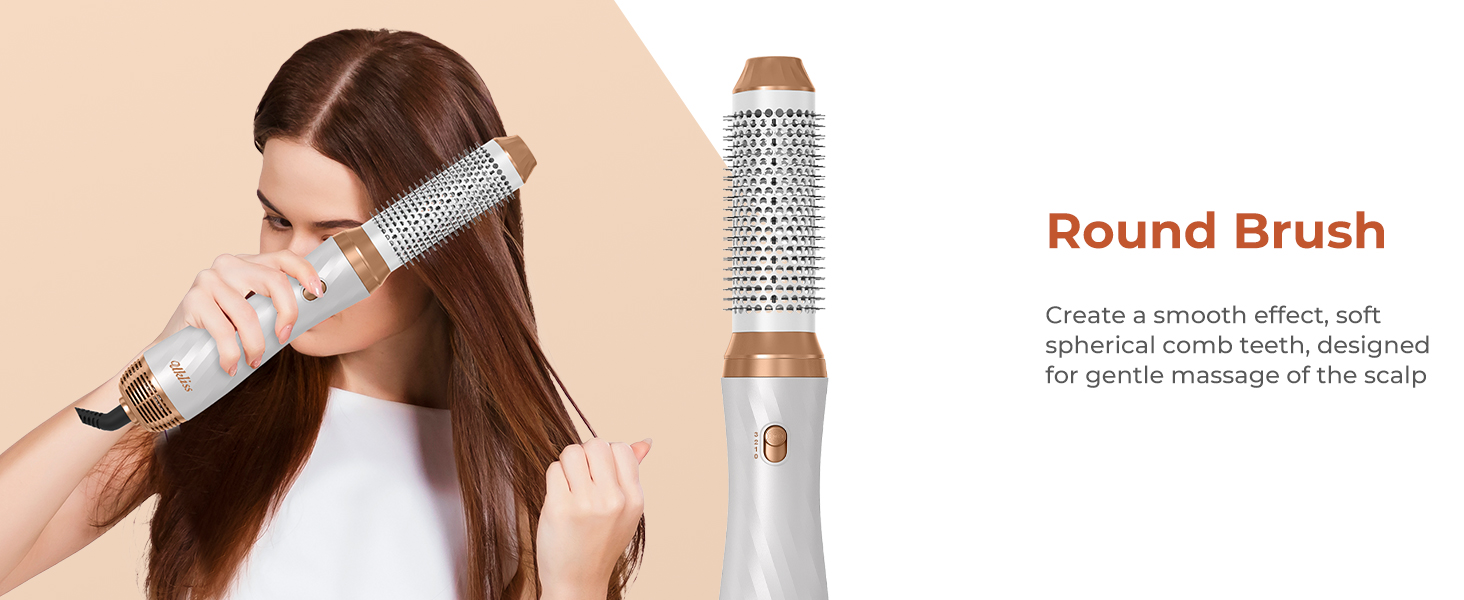 Pinceau de coiffage rond avec corps et poils métalliques, illustré à la fois en cours d'utilisation et comme détail du produit, avec un texte décrivant un style fluide