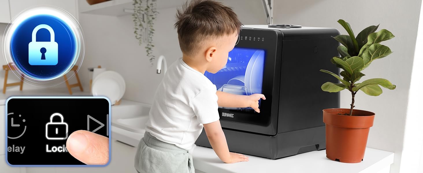 avec intérieur éclairé en bleu et porte vitrée. L'enfant interagit avec l'interface à écran tactile. L'appareil semble être un four intelligent ou un appareil de préparation des aliments.