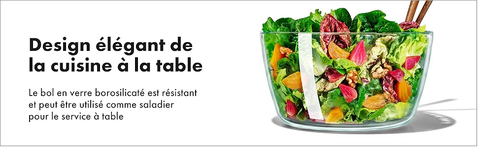 Design élégant de la cuisine à la table