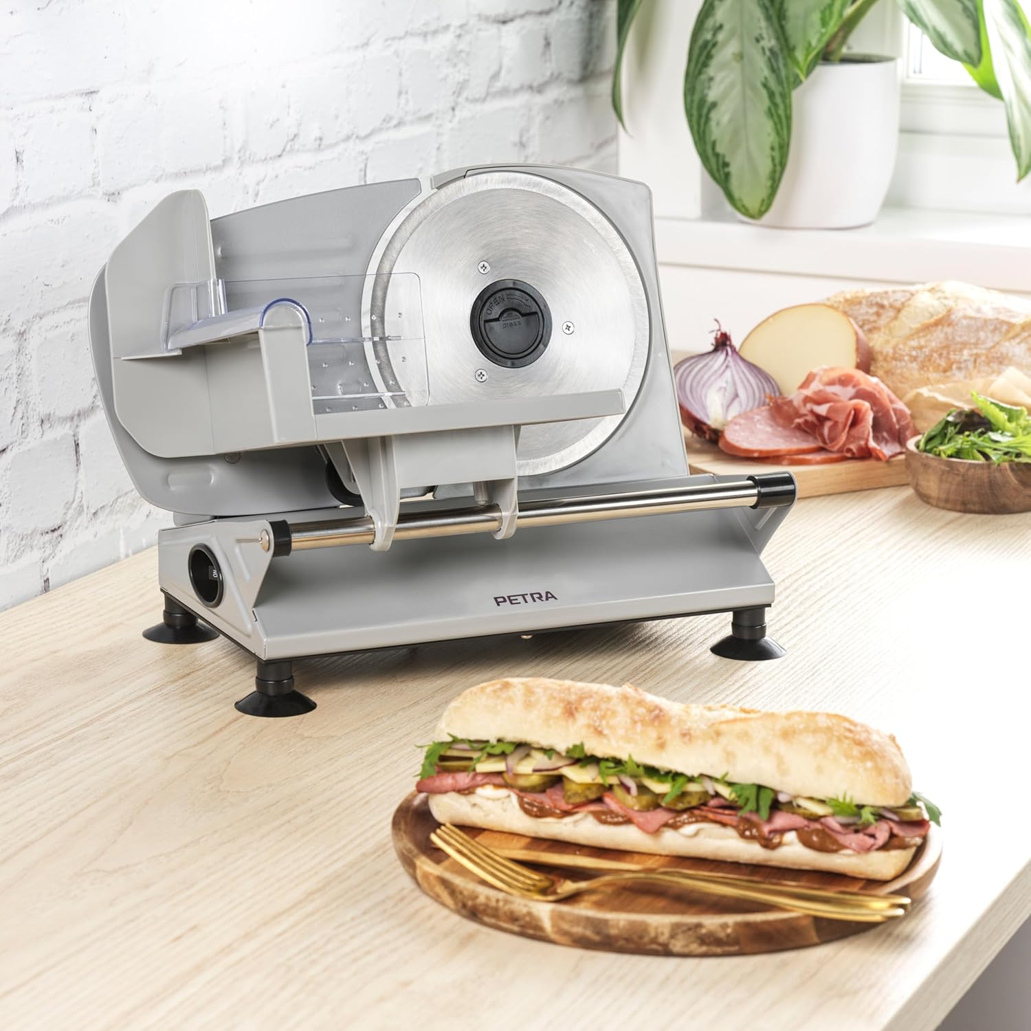 Petra - Trancheuse électrique, 170mm, 3 lames inox, épaisseur réglable