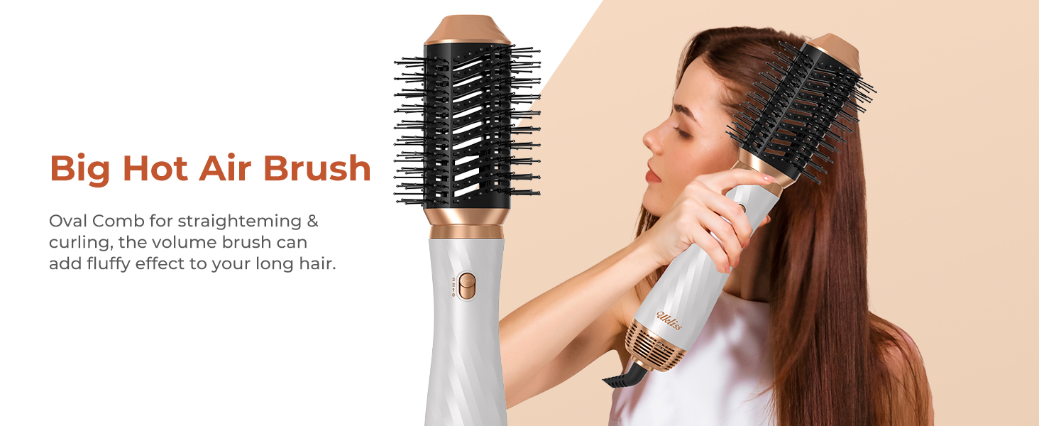 avec corps rond et poils, présenté à la fois comme photo du produit et lors d'une démonstration de coiffage