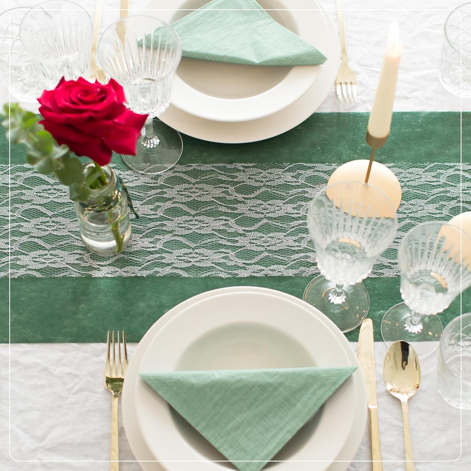 100%Mosel - Chemin de table décoratif - 30x2500 cm - tissu non tissé, vert forêt pluviale