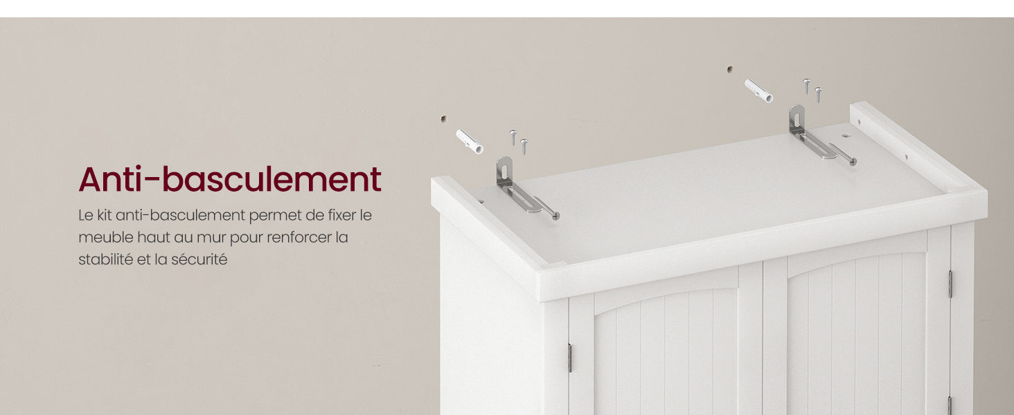 Armoire ou coffre de rangement en bois blanc avec mécanisme de sécurité anti-basculement visible en haut, avec panneau vertical