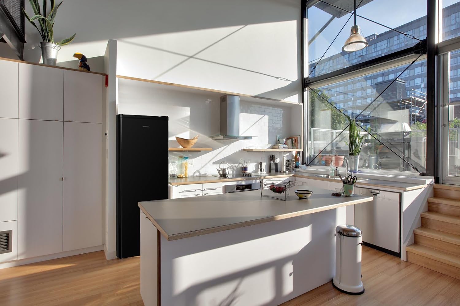 GEDTECH - Réfrigérateur simple, 230L, Classe E, porte noire, GSP230BL