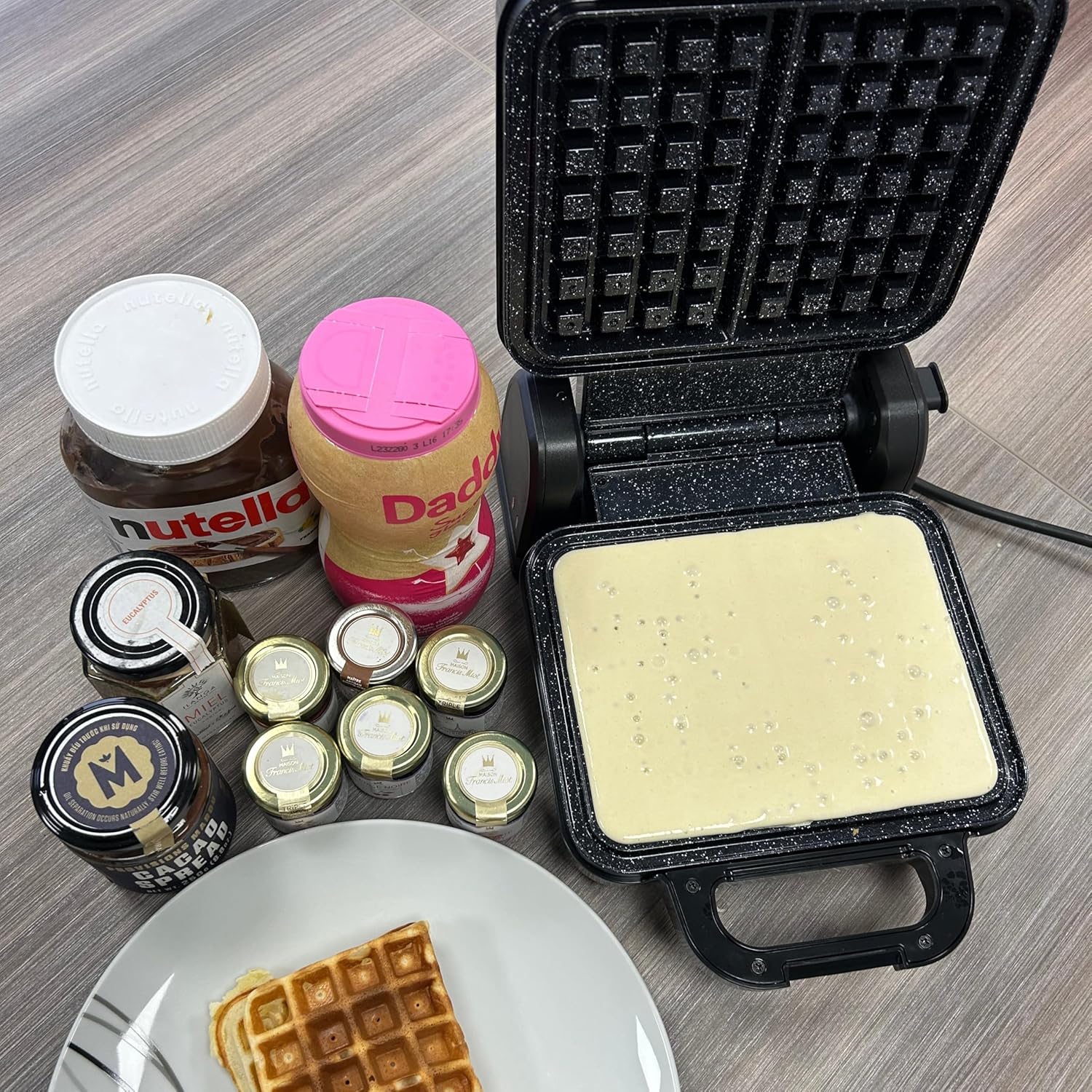 Little Balance - Flip Gaufres - gaufres belges, rotatif, antiadhésif, 1200W - 8805